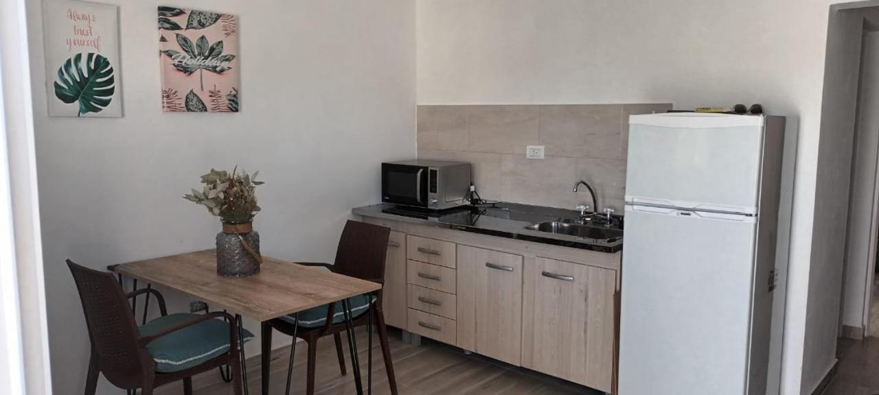 A Metros De La Playa.... Apartment Federacion